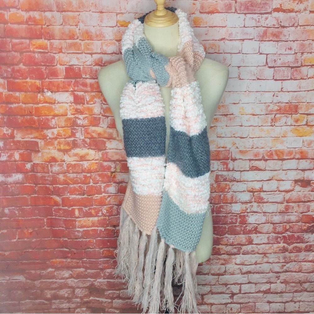 Chunky Soft Pastel Pink and Gray Knit Color Block Scarf with Fringe